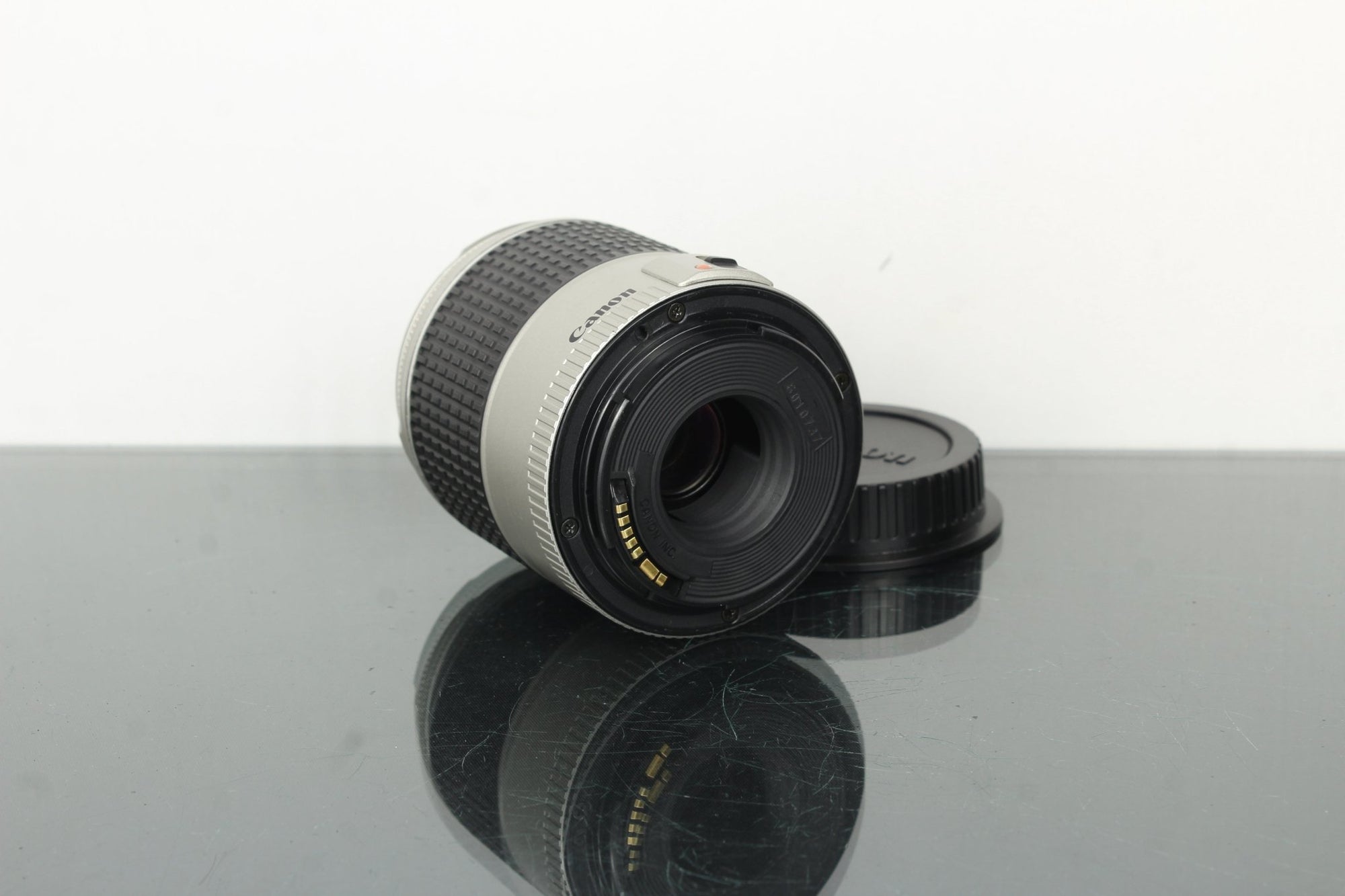 Canon Zoom Lens EF 28 - 90mm 1:4 - 5.6 (EF Mount) - Dutch|Thrift