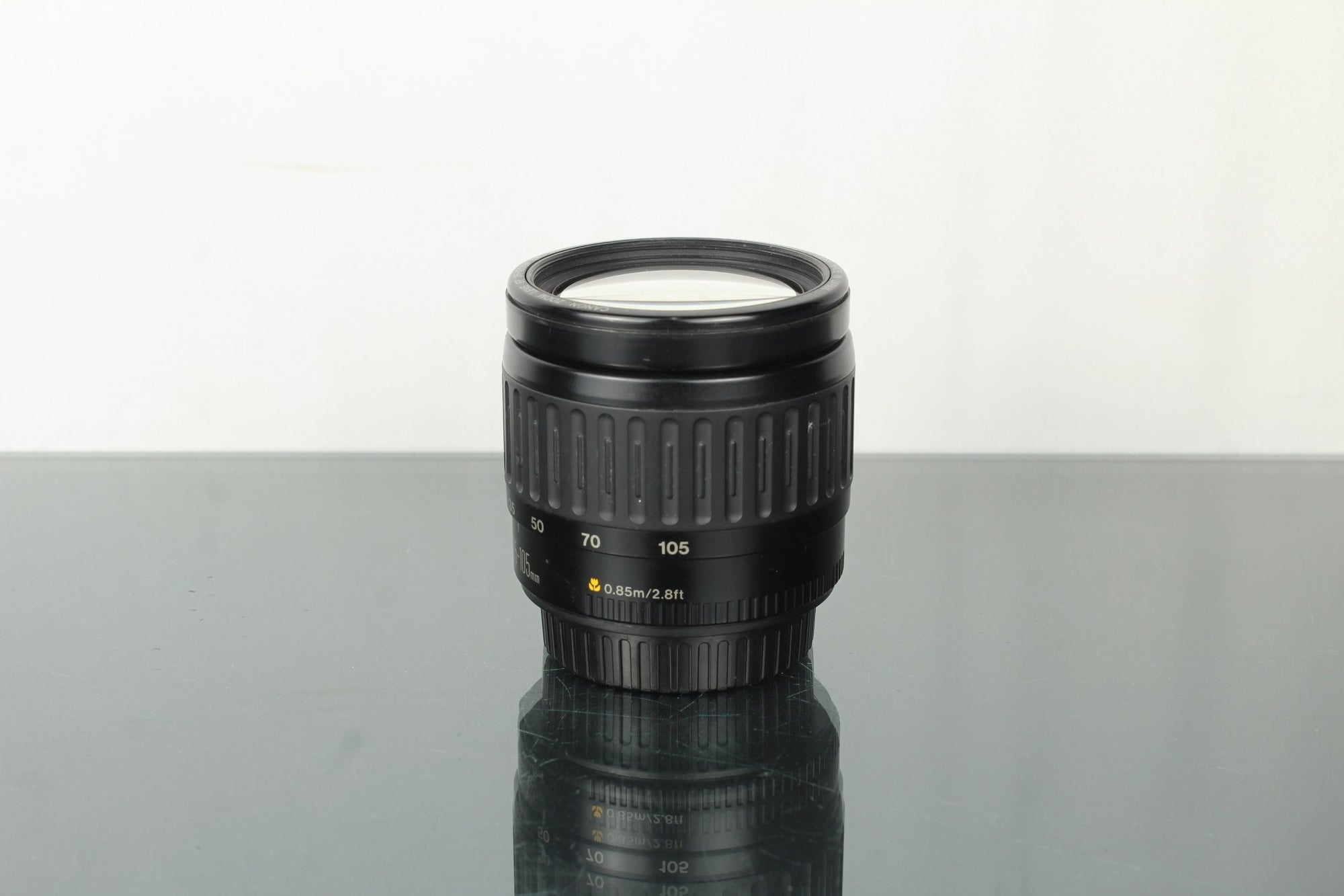 Canon Zoom Lens EF 35 - 105mm 1:4.5 - 5.6 EF Mount - Dutch|Thrift