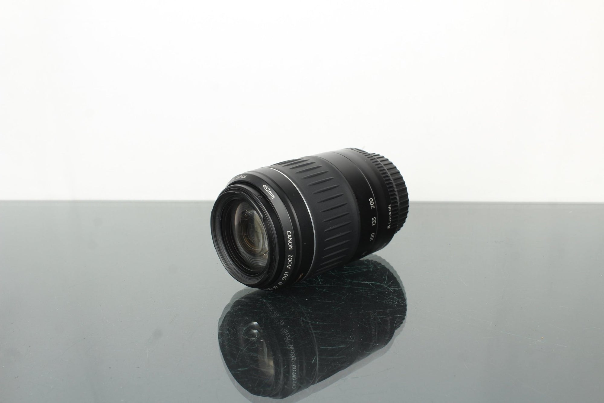 Canon Zoom Lens EF 55 - 200mm 1:4.5 - 5.6 + EF mount lens - Dutch|Thrift