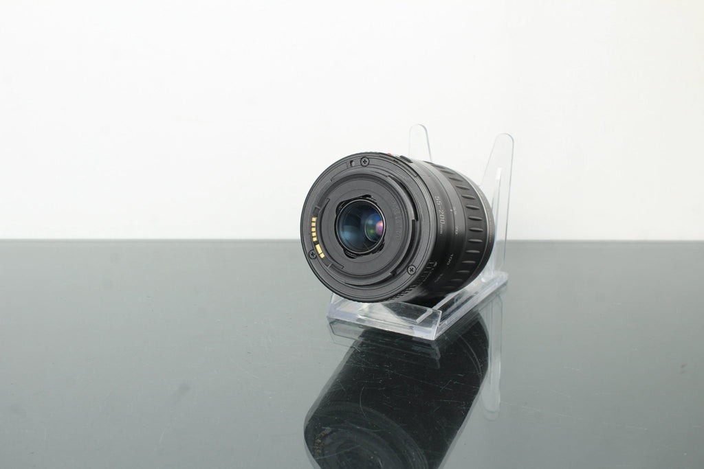 Canon Zoom Lens EF 55 - 200mm 1:4.5 - 5.6 II USM EF Mount - Dutch|Thrift