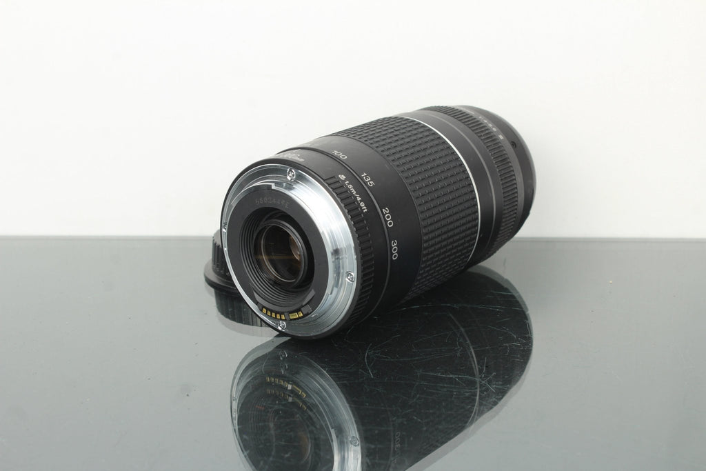 Canon Zoom Lens EF 75 - 300mm 1:4 - 5.6 (EF Mount) - Dutch|Thrift