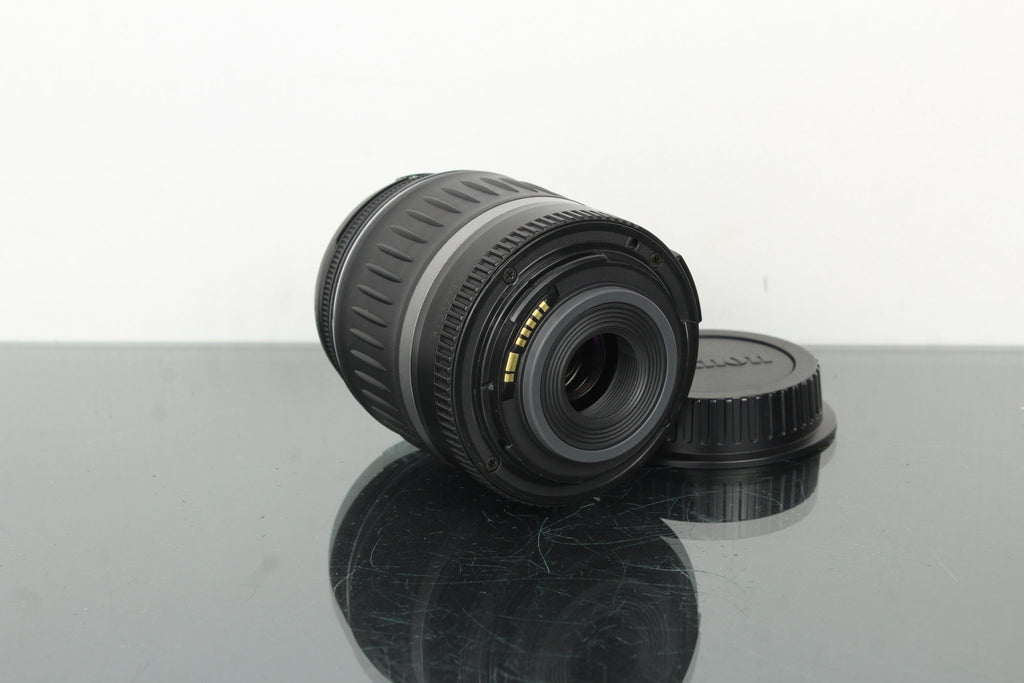 Canon Zoom Lens EF - S 18 - 55mm 1:3.5 - 5.6 (EF - S Mount) - Dutch|Thrift