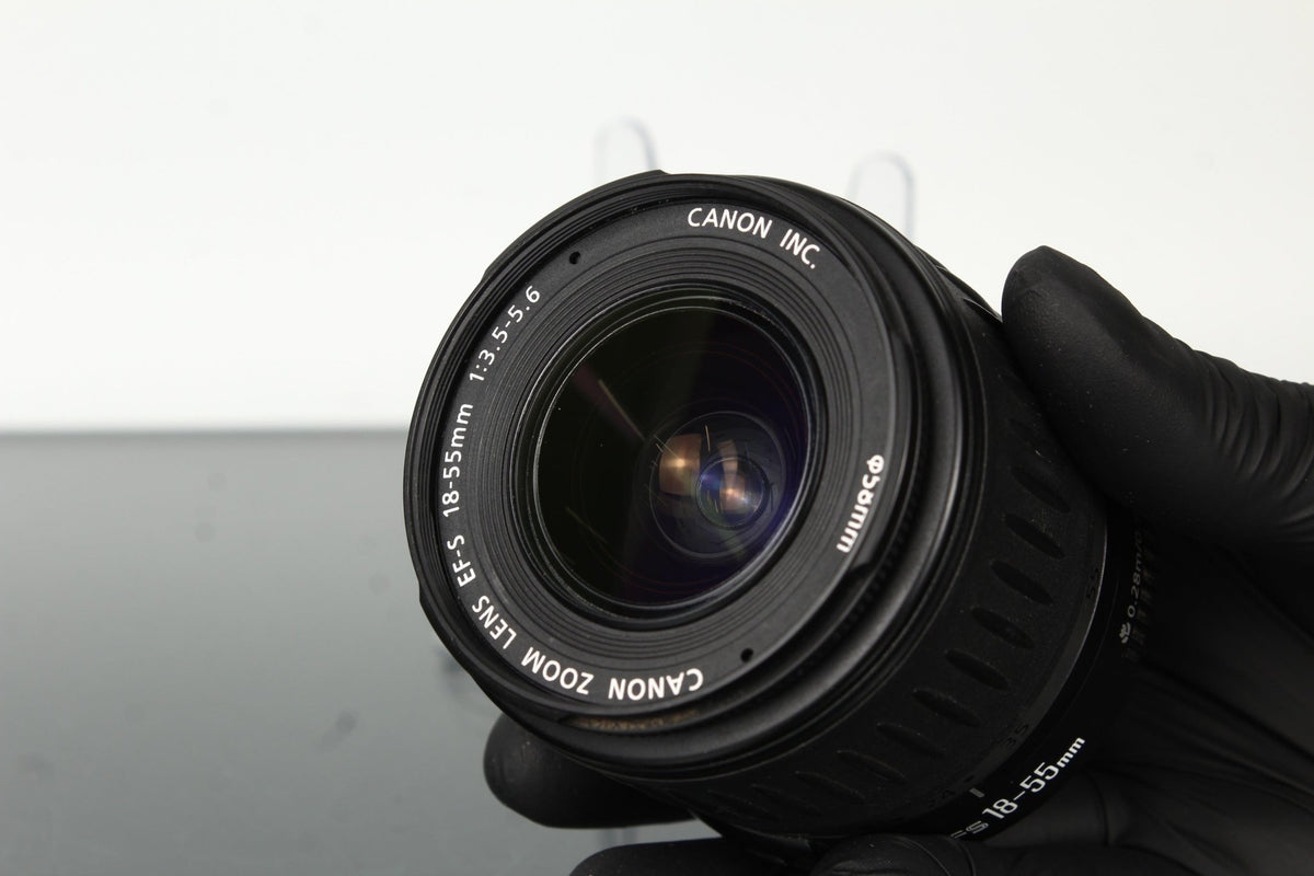 Canon Zoom Lens EF - S 18 - 55mm f/3.5 - 5.6 - Dutch|Thrift