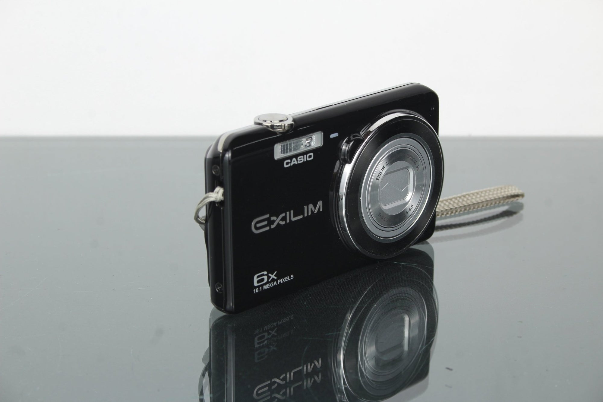 Casio Exilim EX - ZS20 - Dutch|Thrift