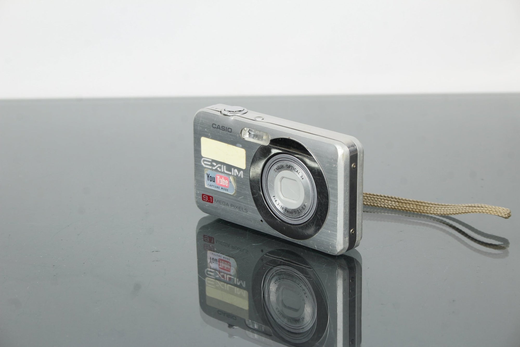 Casio Exilm EX - Z21 - Dutch|Thrift