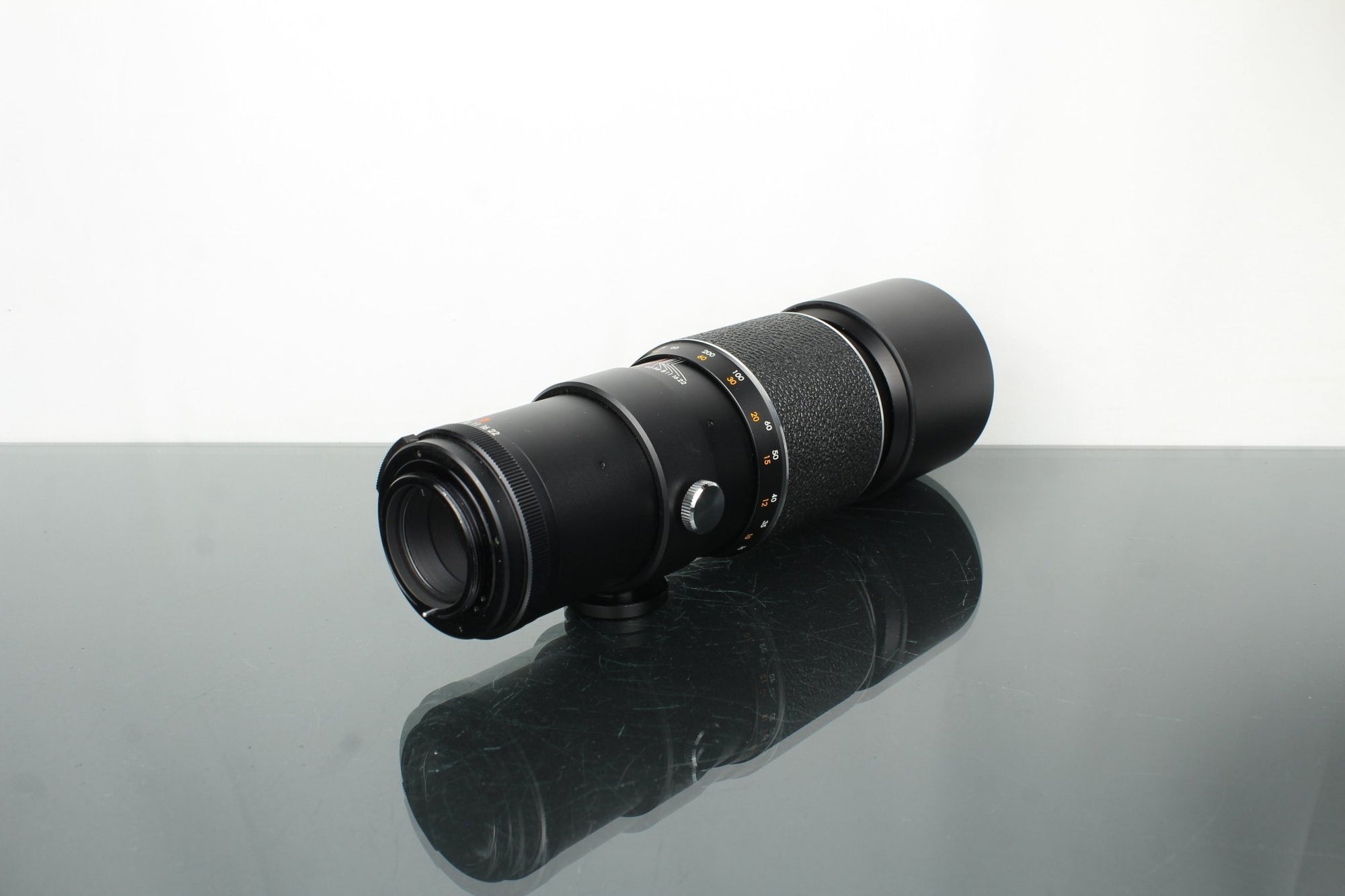 Chinon Auto 1:4.5 F=300mm M42 Mount - Dutch|Thrift