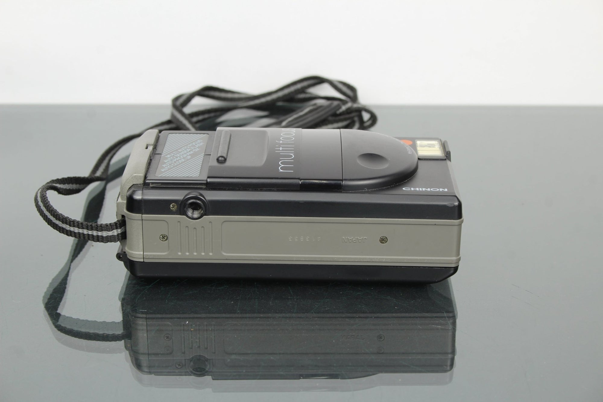 Chinon Auto 3001 - Dutch|Thrift