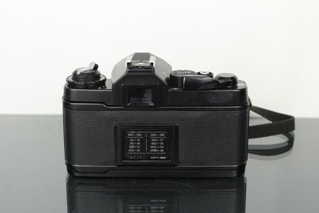 Chinon CA - 4S + 50mm 1.9 Chinon lens - Dutch|Thrift