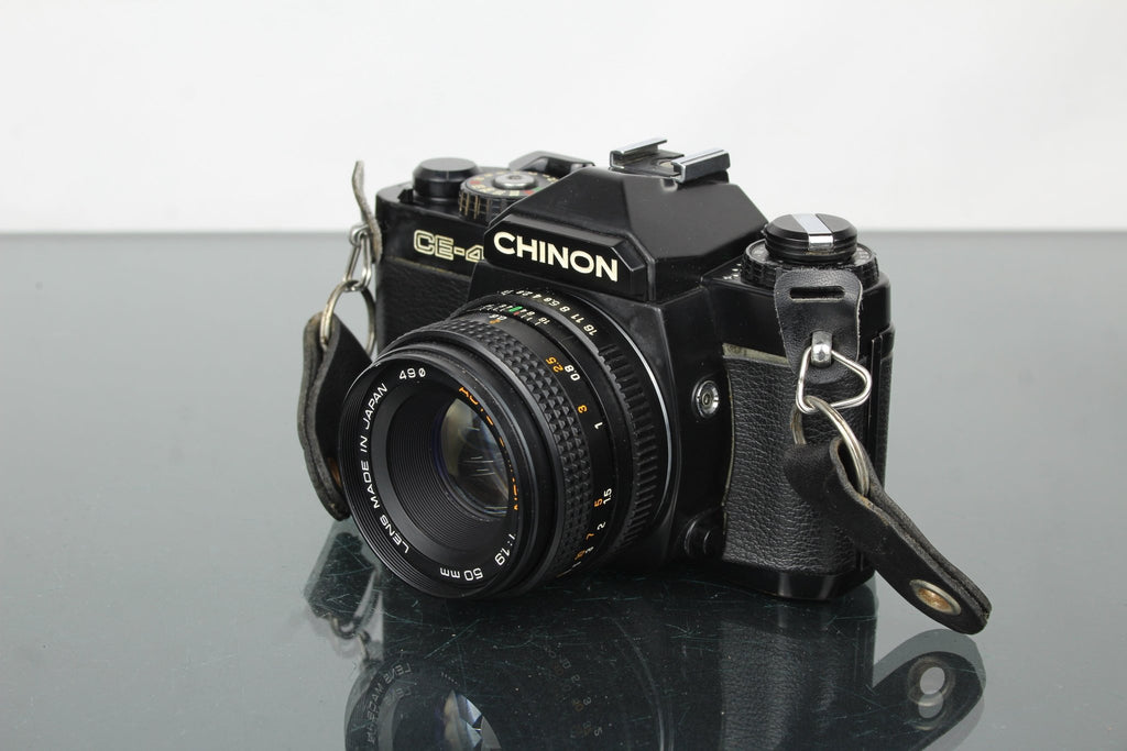 Chinon CE - 4 + Chinon 1:1.9 50mm - Dutch|Thrift
