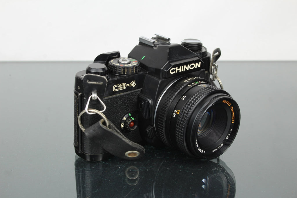 Chinon CE - 4 + Chinon 1:1.9 50mm - Dutch|Thrift
