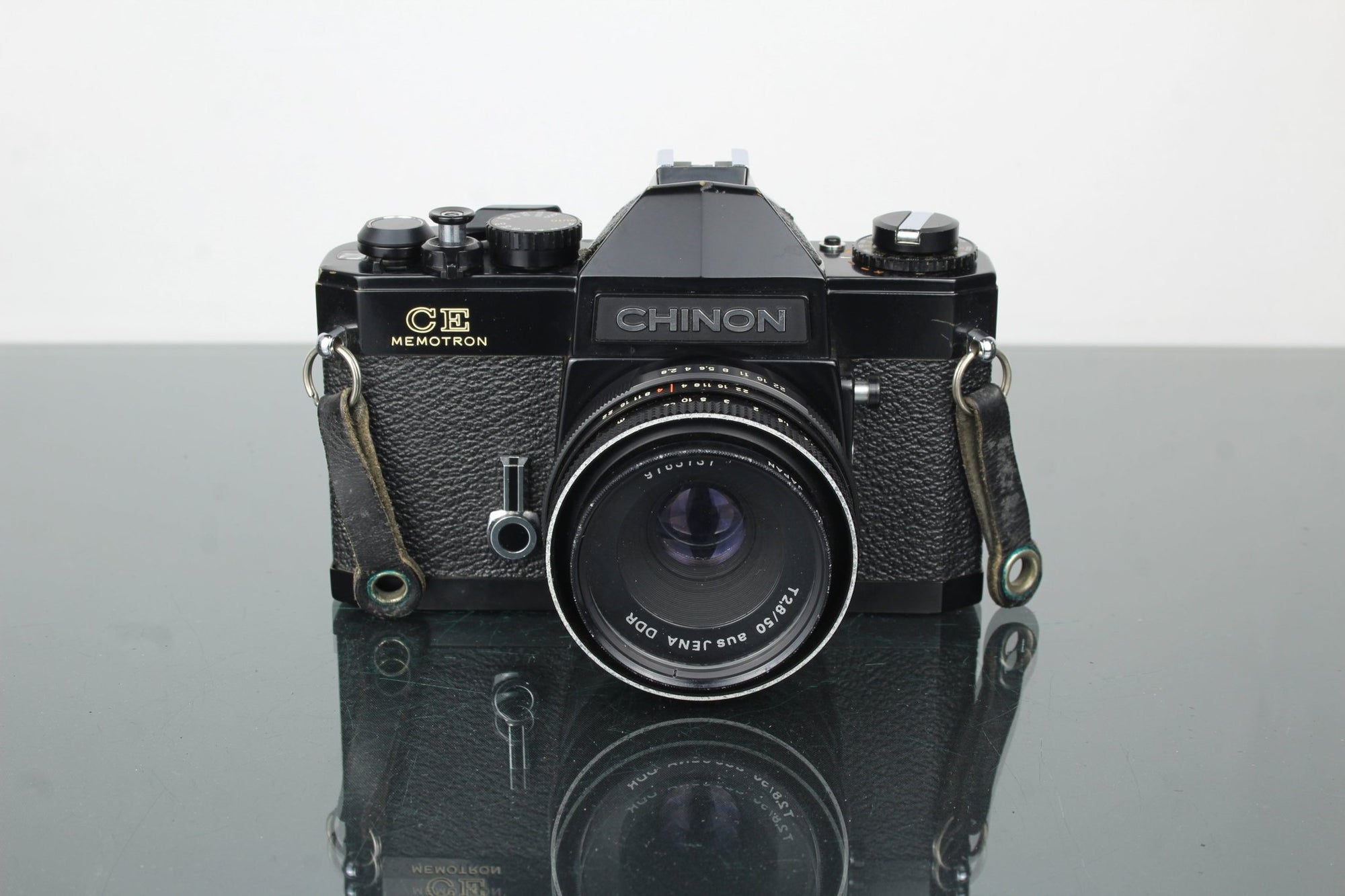 Chinon CE Memotron + Aus Jena DDR 2.8/50 lens - Dutch|Thrift