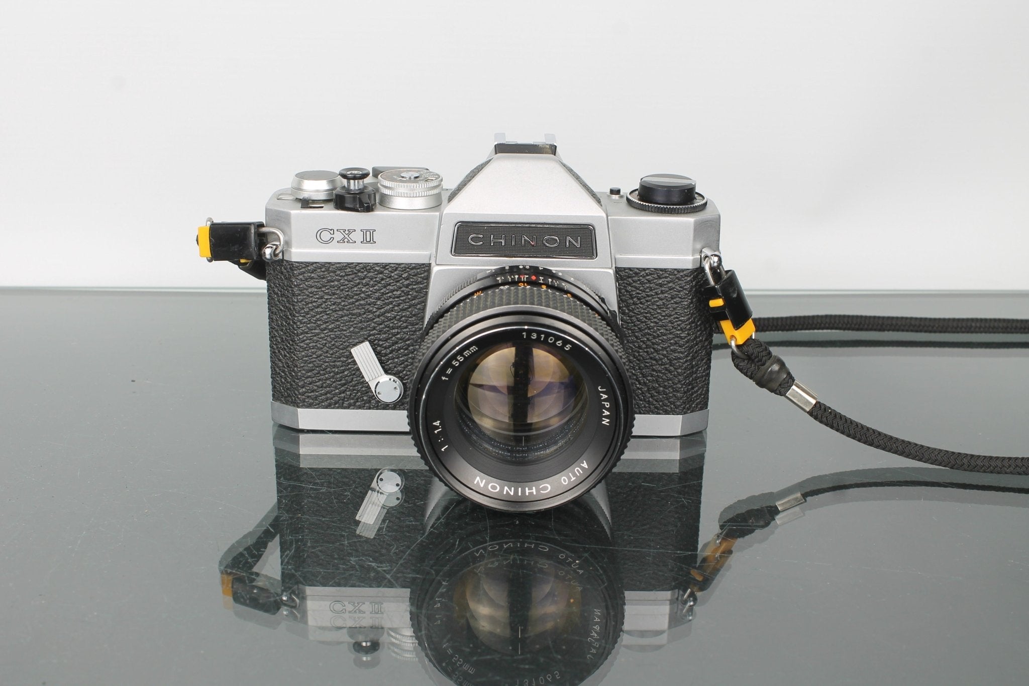 Chinon CX 2 SLR Film Camera + Auto Chinon 55mm f/1.4 – Dutch|Thrift