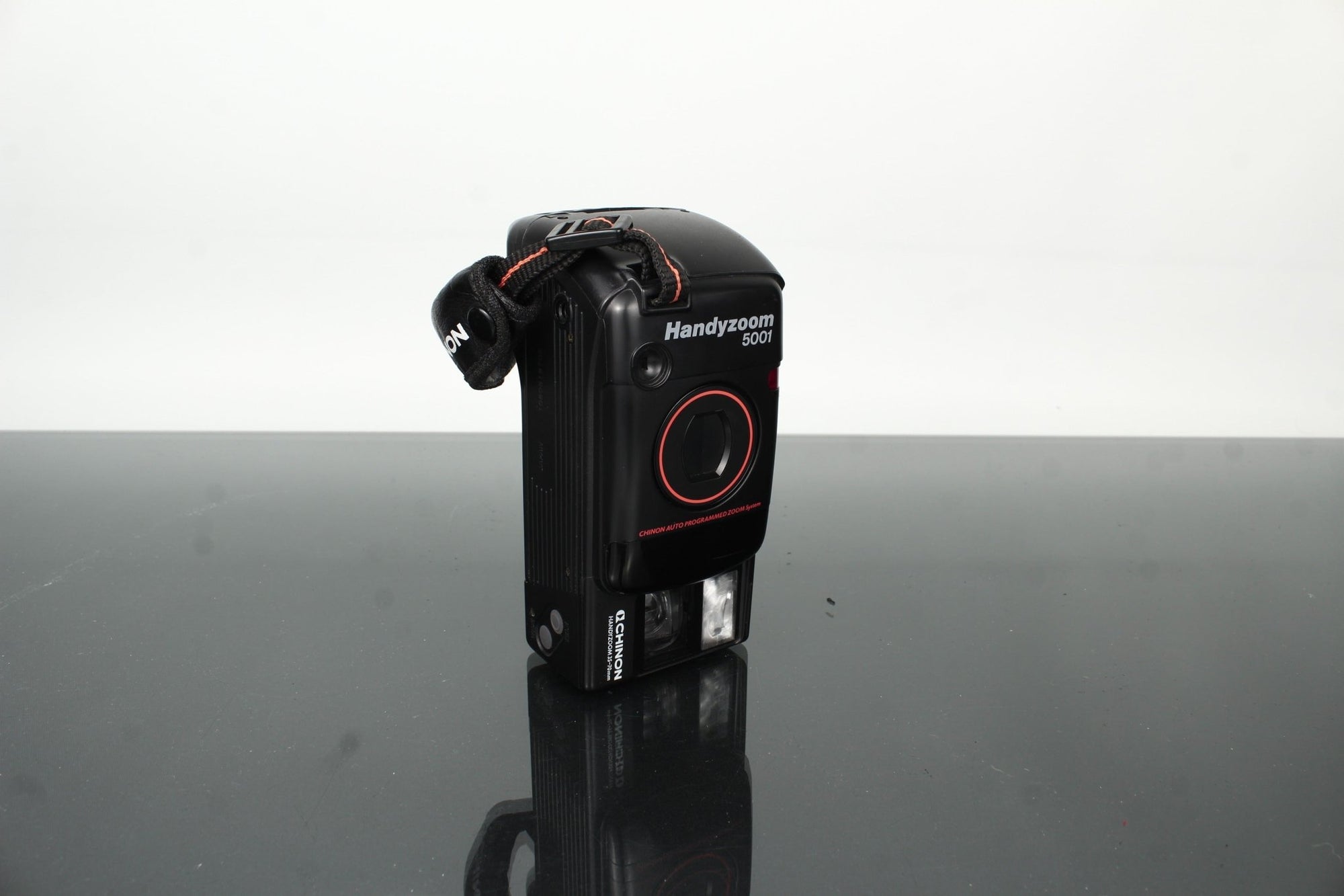 Chinon Handyzoom 5001 - Dutch|Thrift