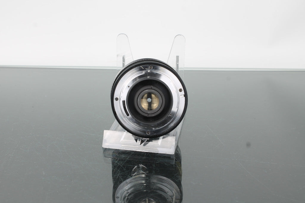 Chinonflex Auto Reflex 28mm f/2.8 - Dutch|Thrift