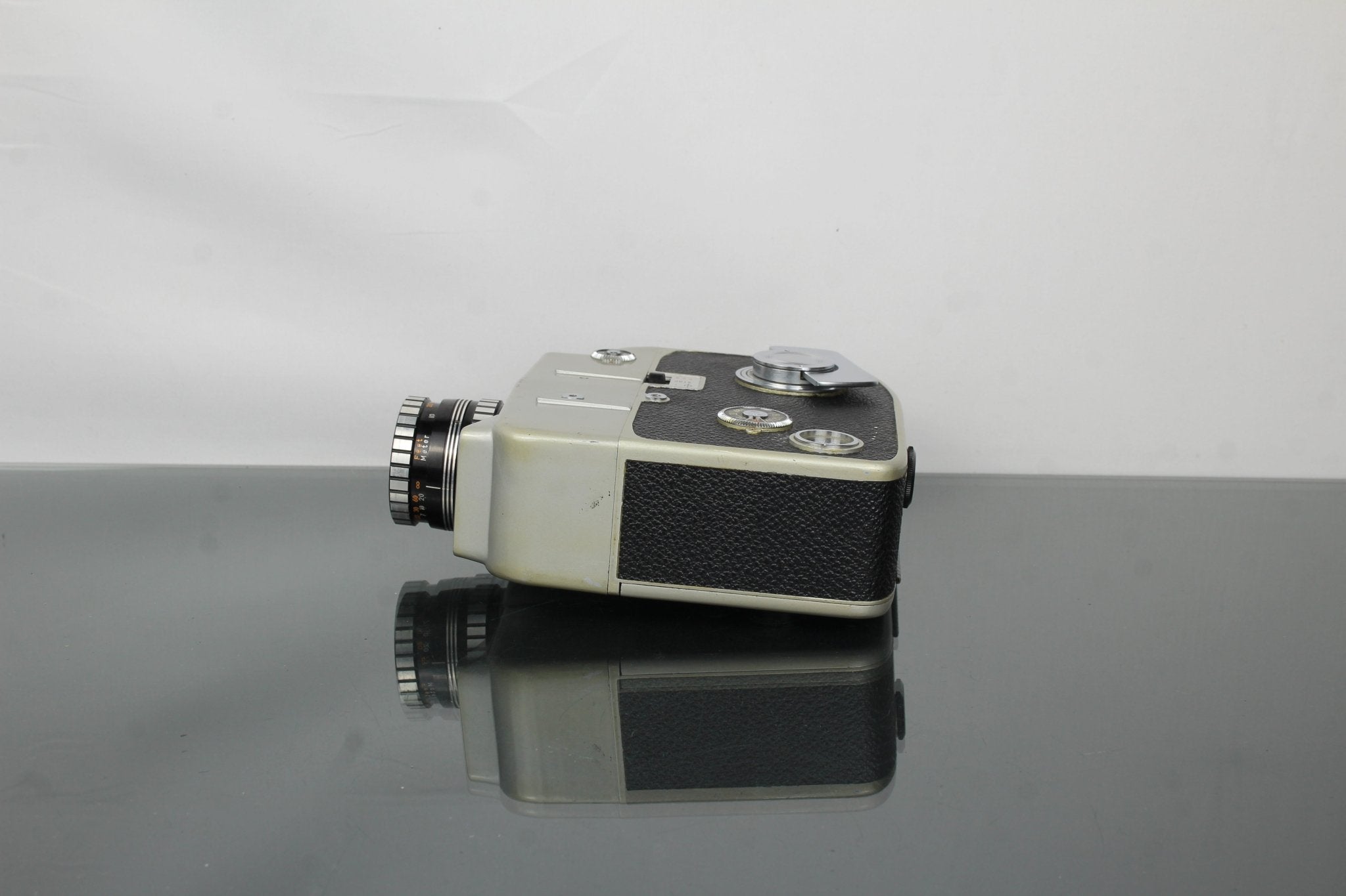 Cinemax - 8E Auto Zoom + F1.8 11.5-33mm – Dutch|Thrift