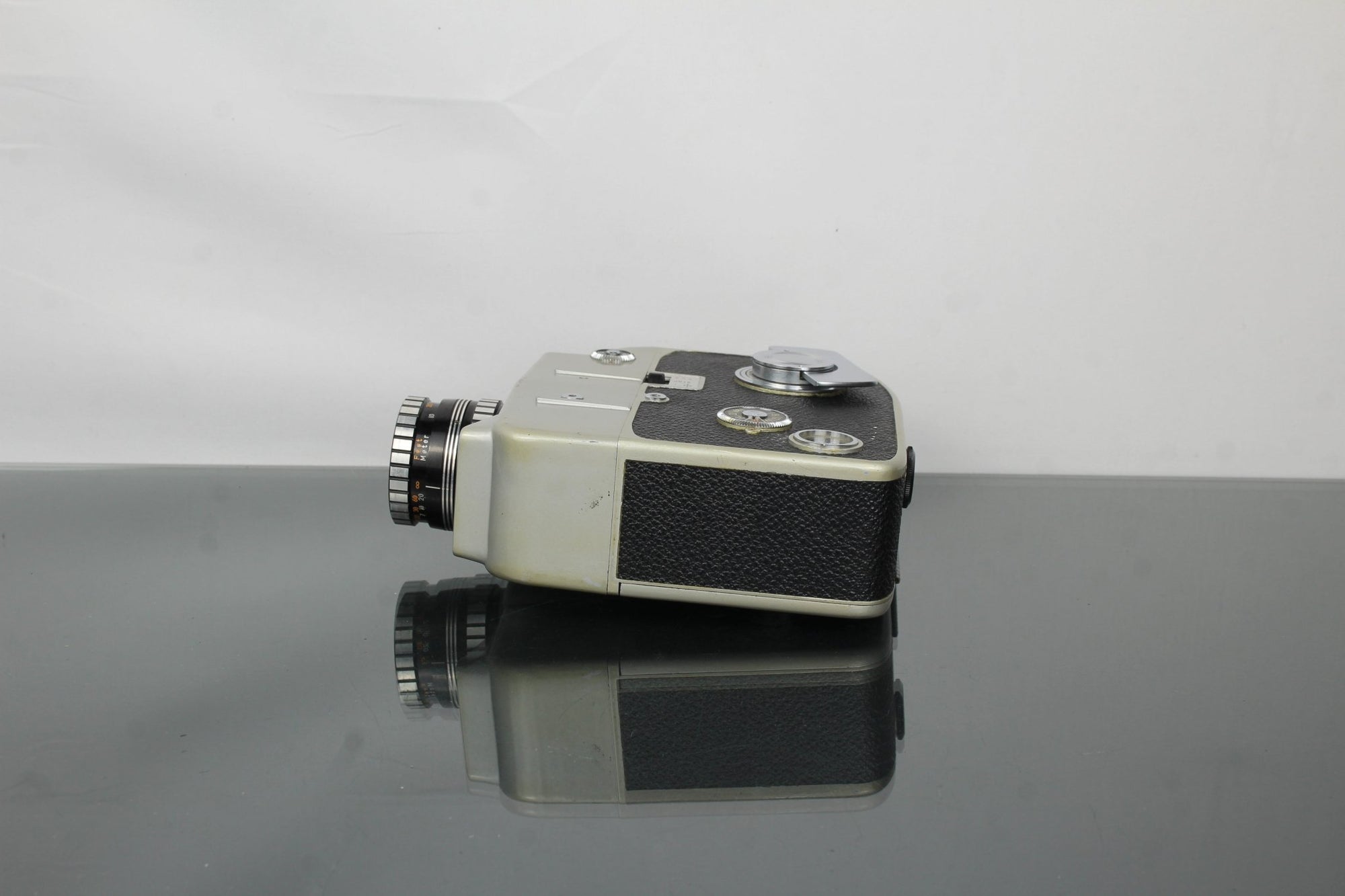 Cinemax - 8E Auto Zoom + F1.8 11.5 - 33mm - Dutch|Thrift