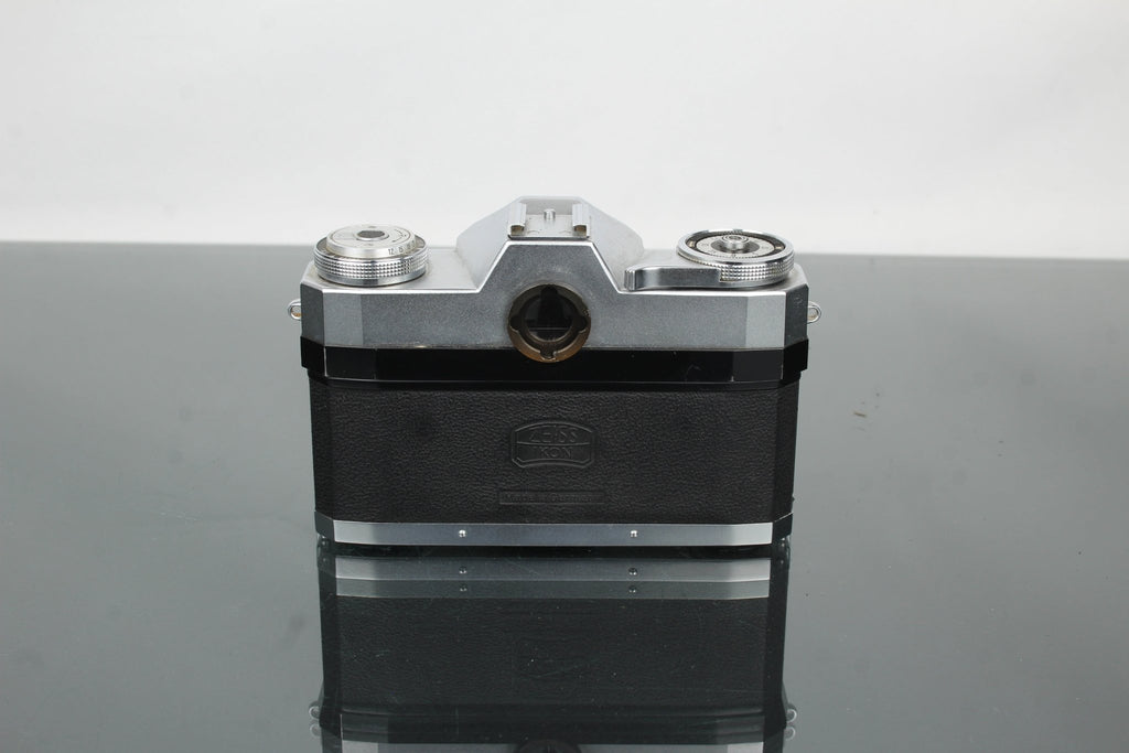 Contaflex Zeiss Ikon + Carl Zeiss Tessar 1:2.8 f - 50mm lens - Dutch|Thrift