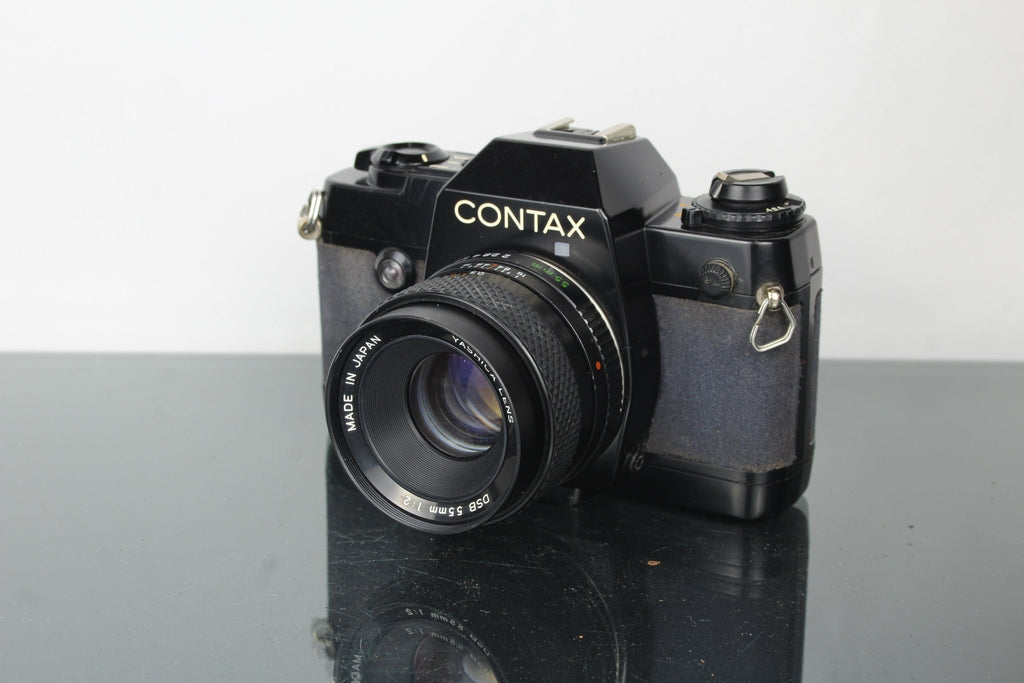 Contax 137 MD Quartz + Yashica DSB 55mm 1:2 lens - Dutch|Thrift