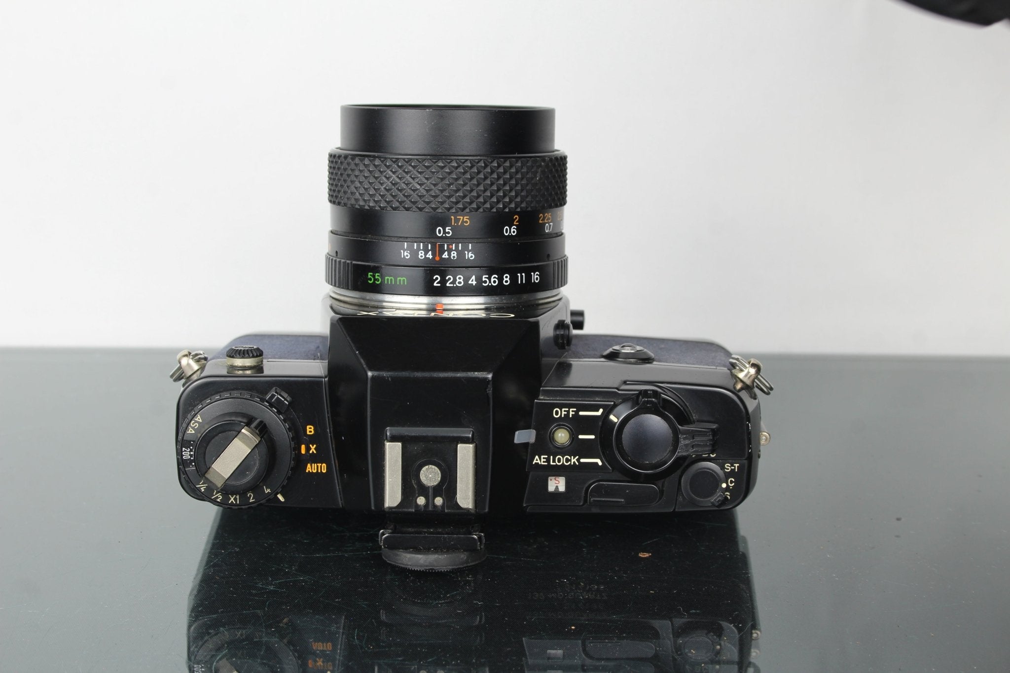 Contax 137 MD Quartz + Yashica DSB 55mm 1:2 lens – Dutch|Thrift