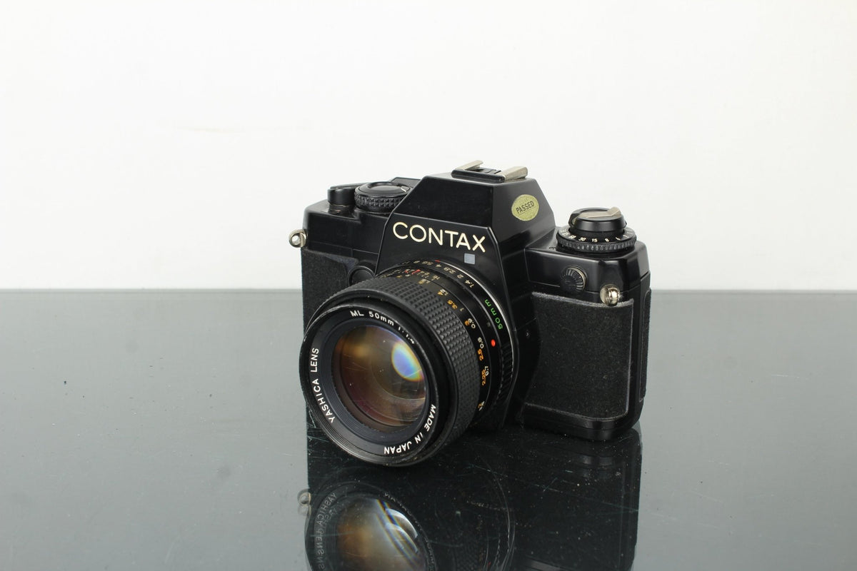Contax 139 Quartz + Yashica ML 50mm 1:1.4 lens - Dutch|Thrift