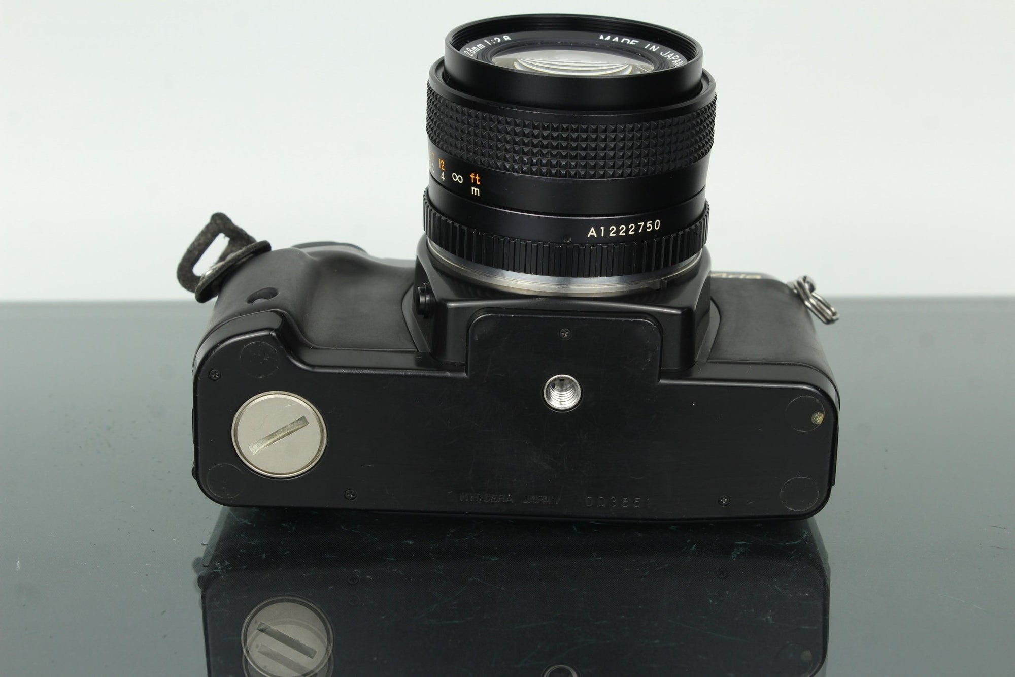 Contax Aria + Yashica ML 28mm f/2.8 - Dutch|Thrift