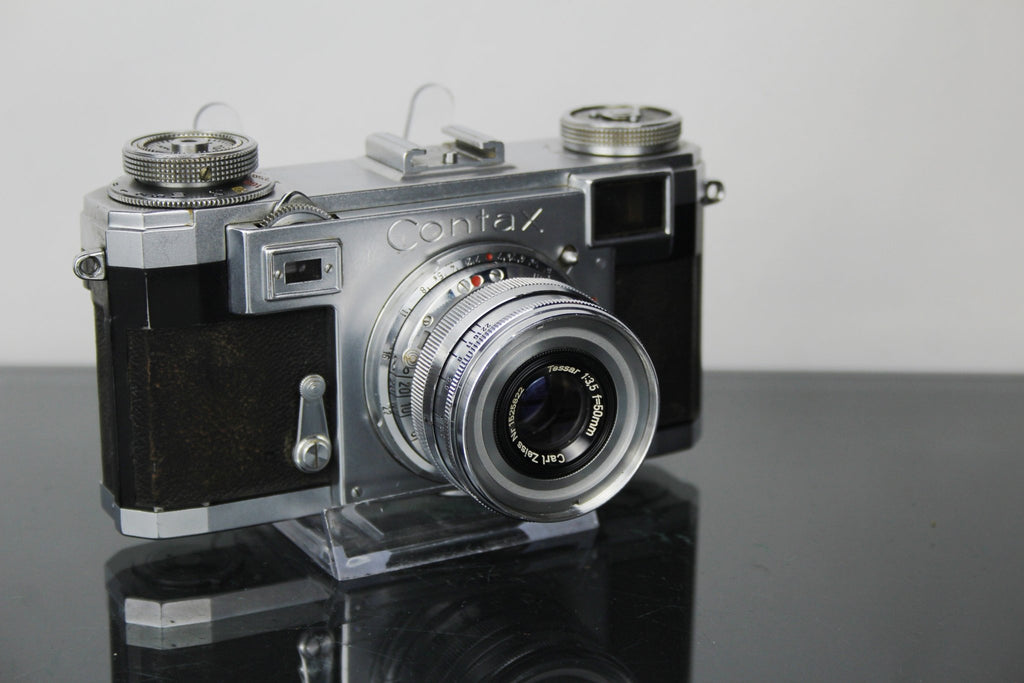Contax II + Zeiss 50mm f/3.5 lens - Dutch|Thrift
