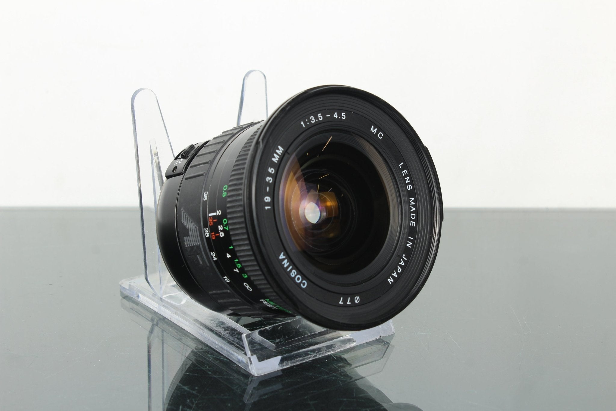 Cosina 19-35mm 1:3.5-4.5 MC Canon EF Mount – Dutch|Thrift