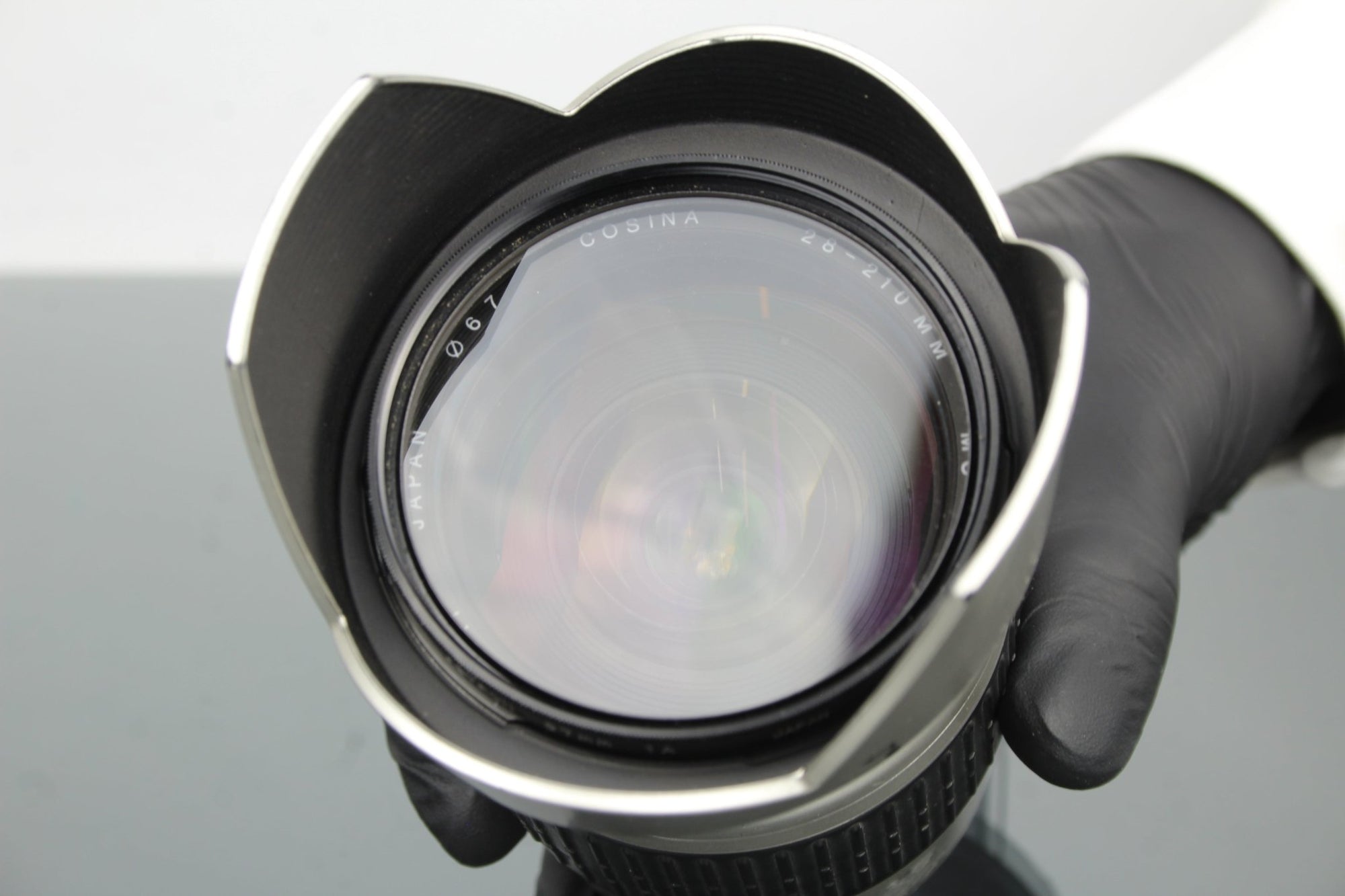 Cosina 28 - 210mm MC 1:4.2 - 6.5 Canon EF Mount - Dutch|Thrift