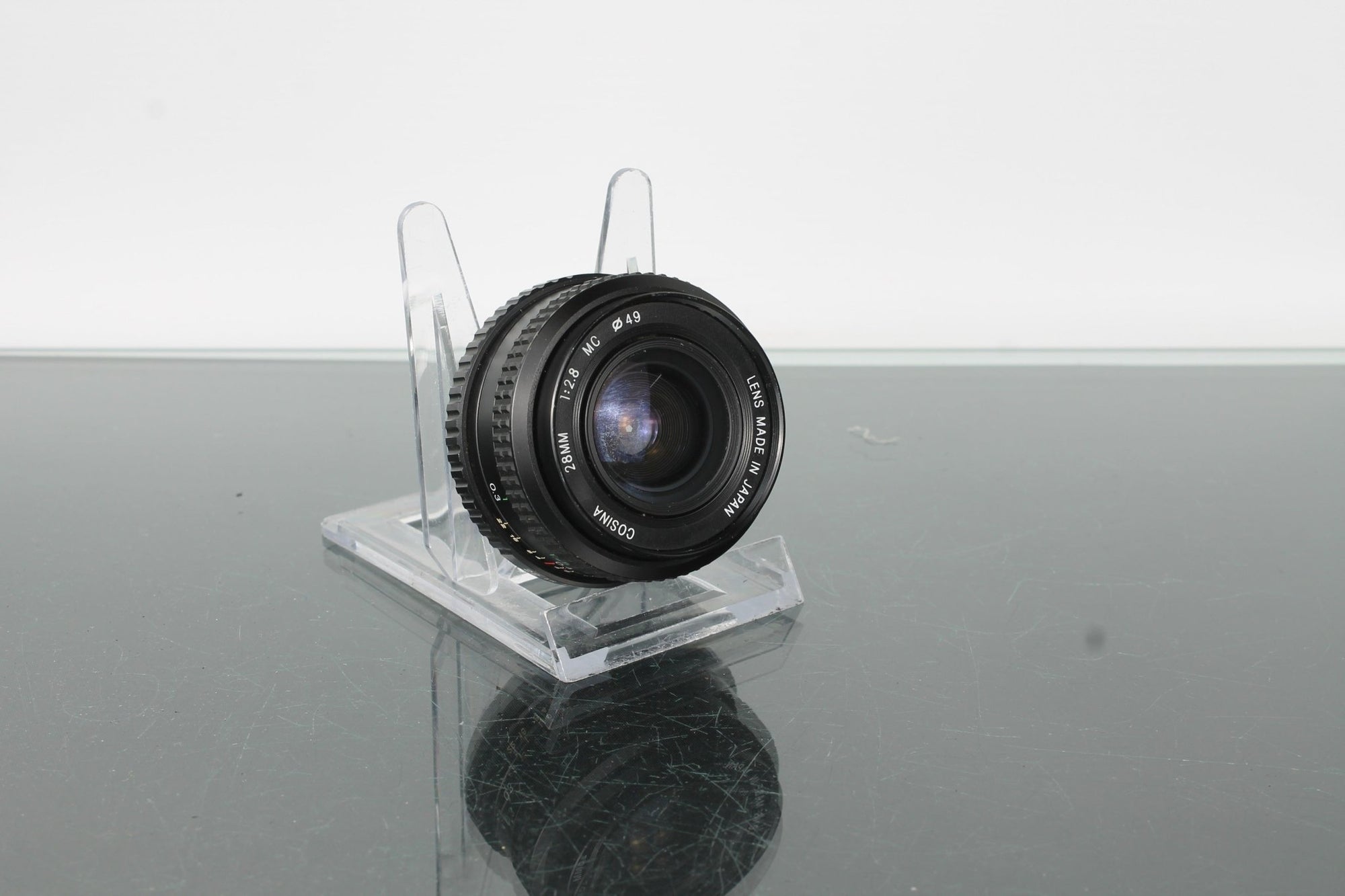 Cosina 28mm 1:2.8 MC - Dutch|Thrift