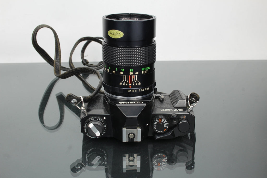 Cosina CT1 Super + 135mm 1:2.8 Vivitar lens - Dutch|Thrift