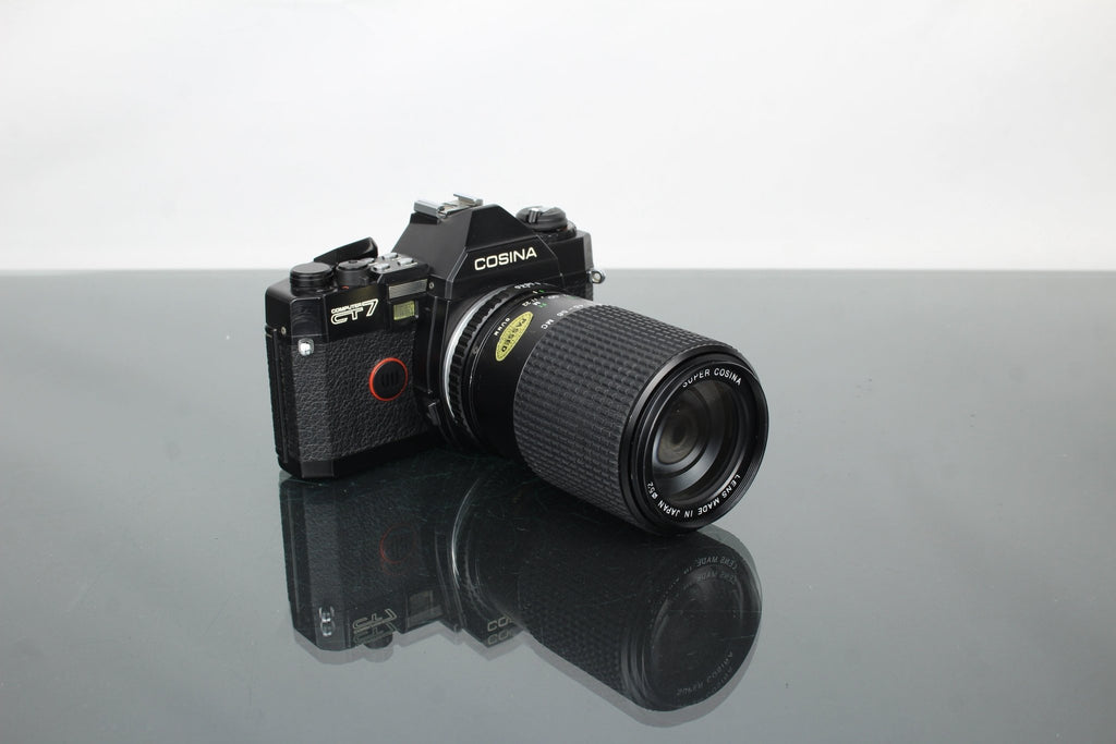 Cosina CT7 + Super Cosina 80 - 200mm 1:4.5 - 5.6 MC lens - Dutch|Thrift