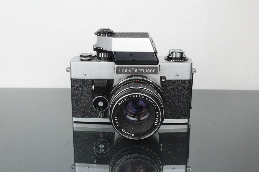 Exakta RTL 1000 + Meyer - Optik Görlitz Oreston 50mm f/1.8 M42 lens - Dutch|Thrift