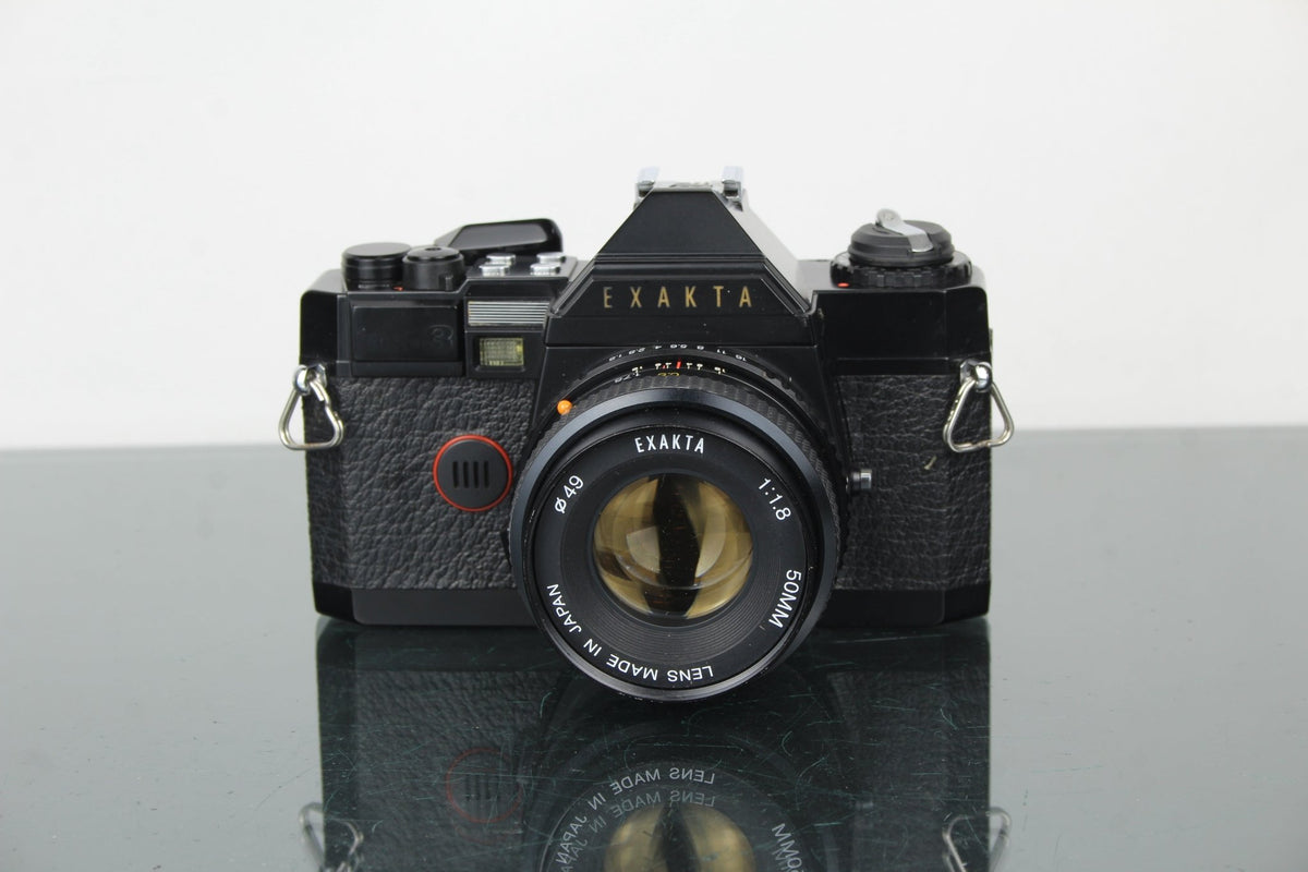 Exakta Twin TL + Exakta 50mm 1.8 lens - Dutch|Thrift