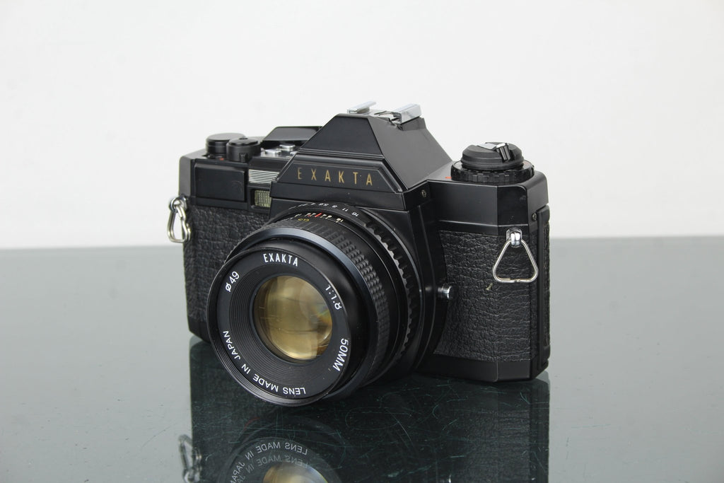 Exakta Twin TL + Exakta 50mm 1.8 lens - Dutch|Thrift