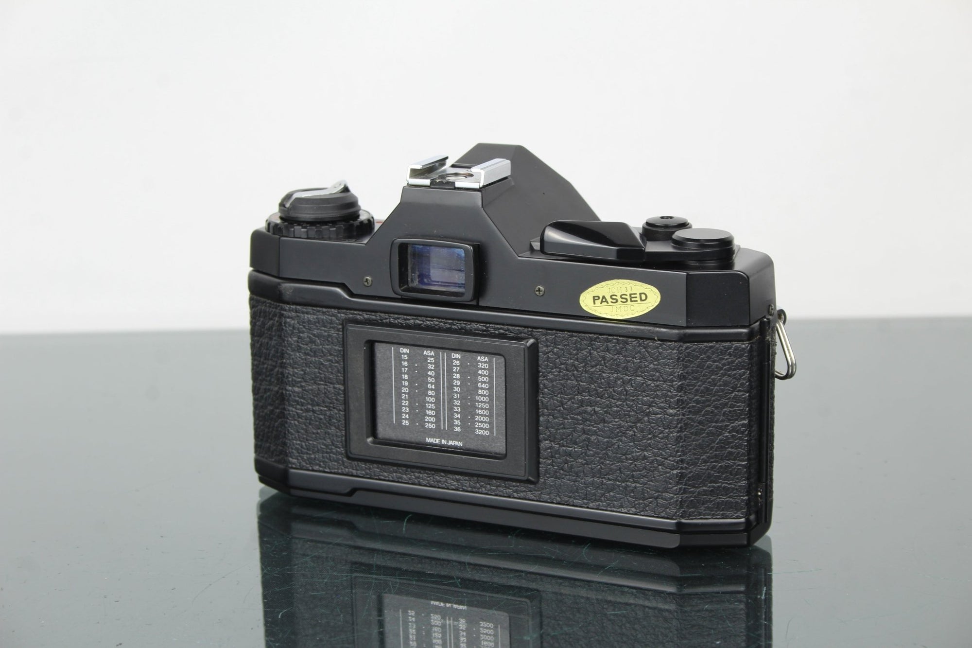 Exakta Twin TL + Exakta 50mm 1.8 lens - Dutch|Thrift