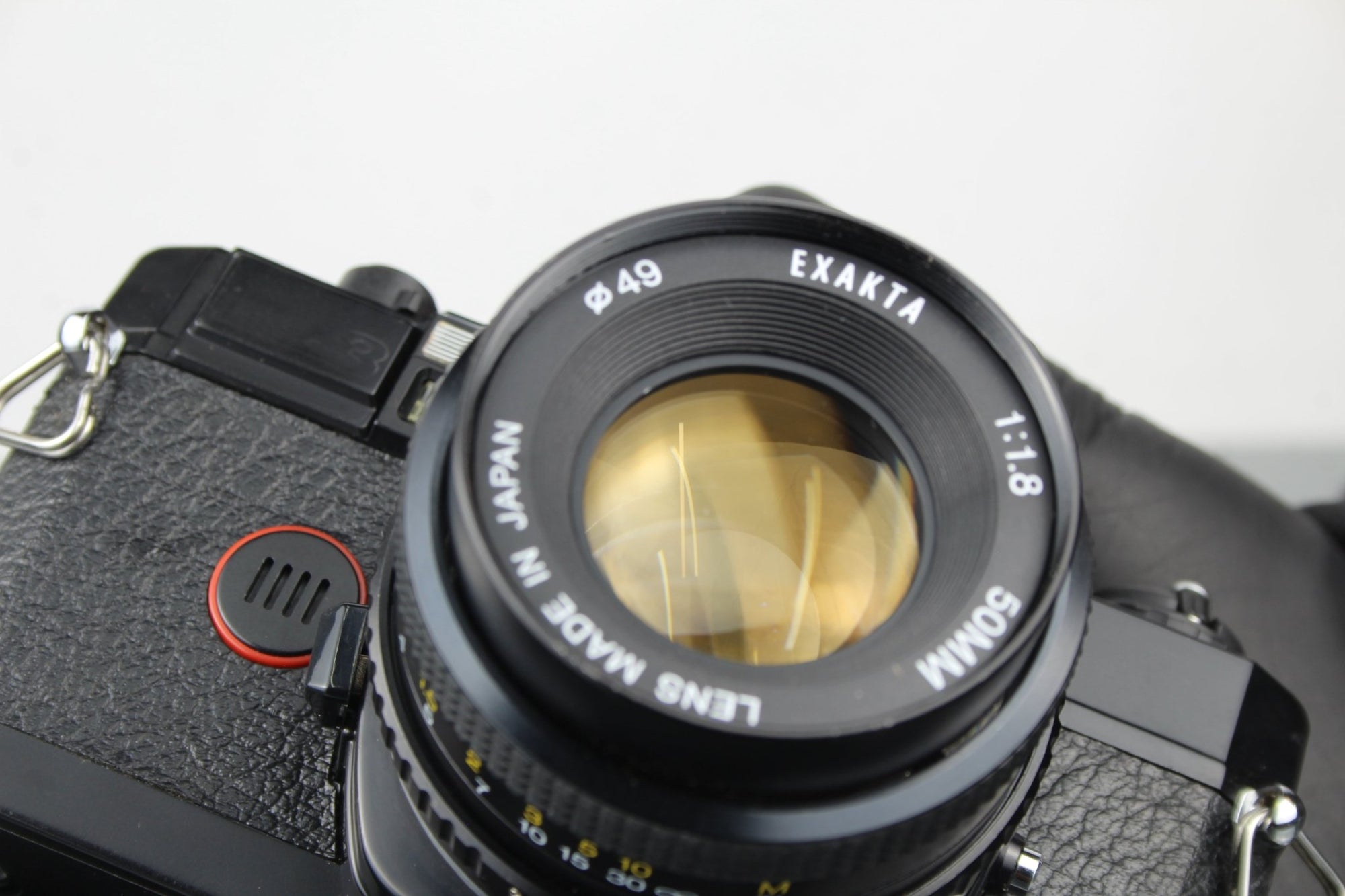 Exakta Twin TL + Exakta 50mm 1.8 lens - Dutch|Thrift