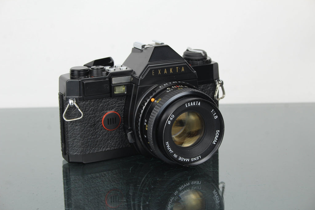 Exakta Twin TL + Exakta 50mm 1.8 lens - Dutch|Thrift