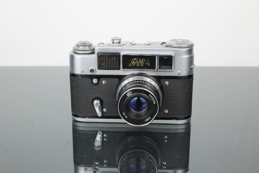 Fed 4 + Industar - 61 53mm f/2.8 lens - Dutch|Thrift