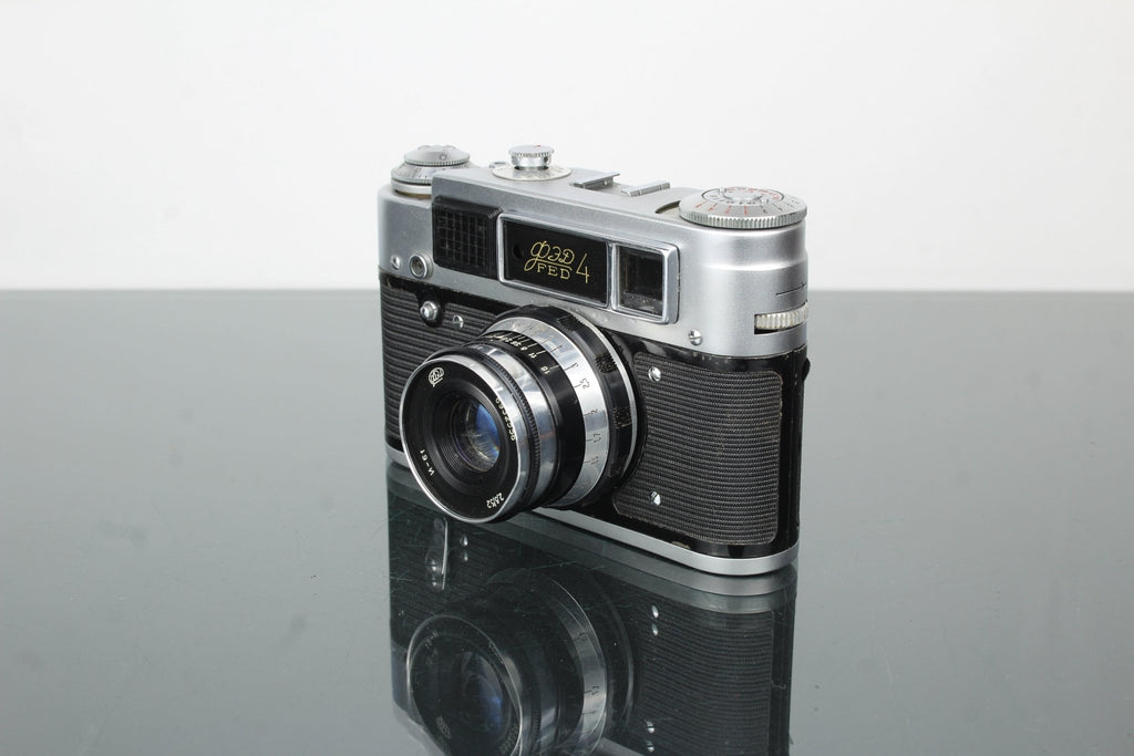 Fed 4 + Industar - 61 53mm f/2.8 lens - Dutch|Thrift
