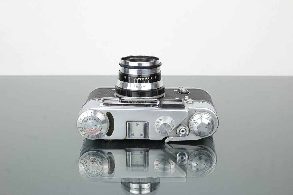 Fed 4 + Industar - 61 53mm f/2.8 lens - Dutch|Thrift