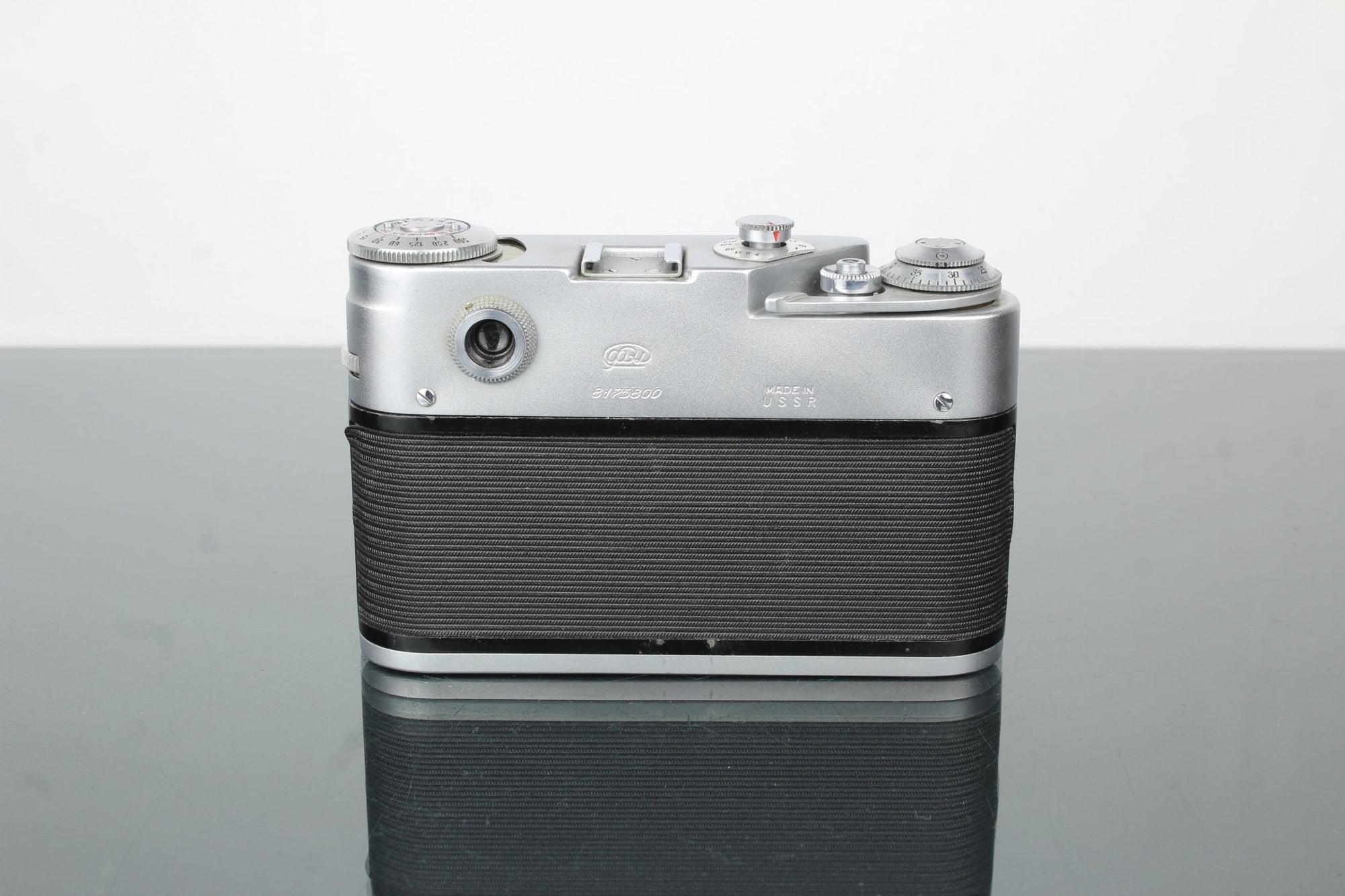 Fed 4 + Industar - 61 53mm f/2.8 lens - Dutch|Thrift