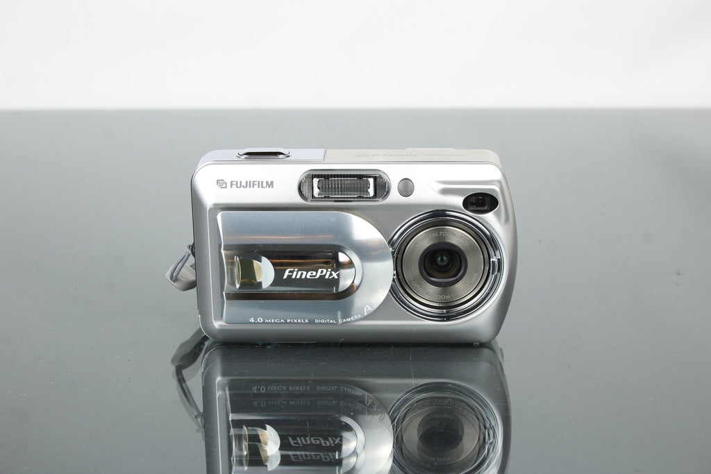 FuijiFilm Finepix A340 - Dutch|Thrift