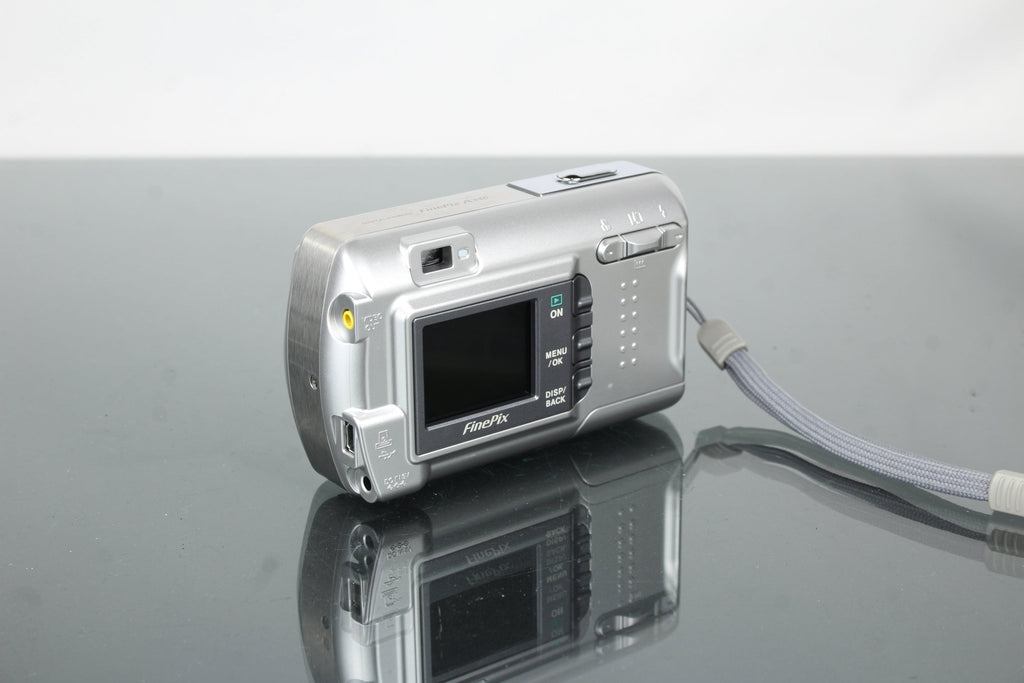 FuijiFilm Finepix A340 - Dutch|Thrift