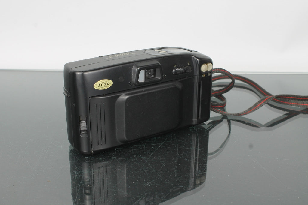 Fuji DL - 800 Zoom - Dutch|Thrift