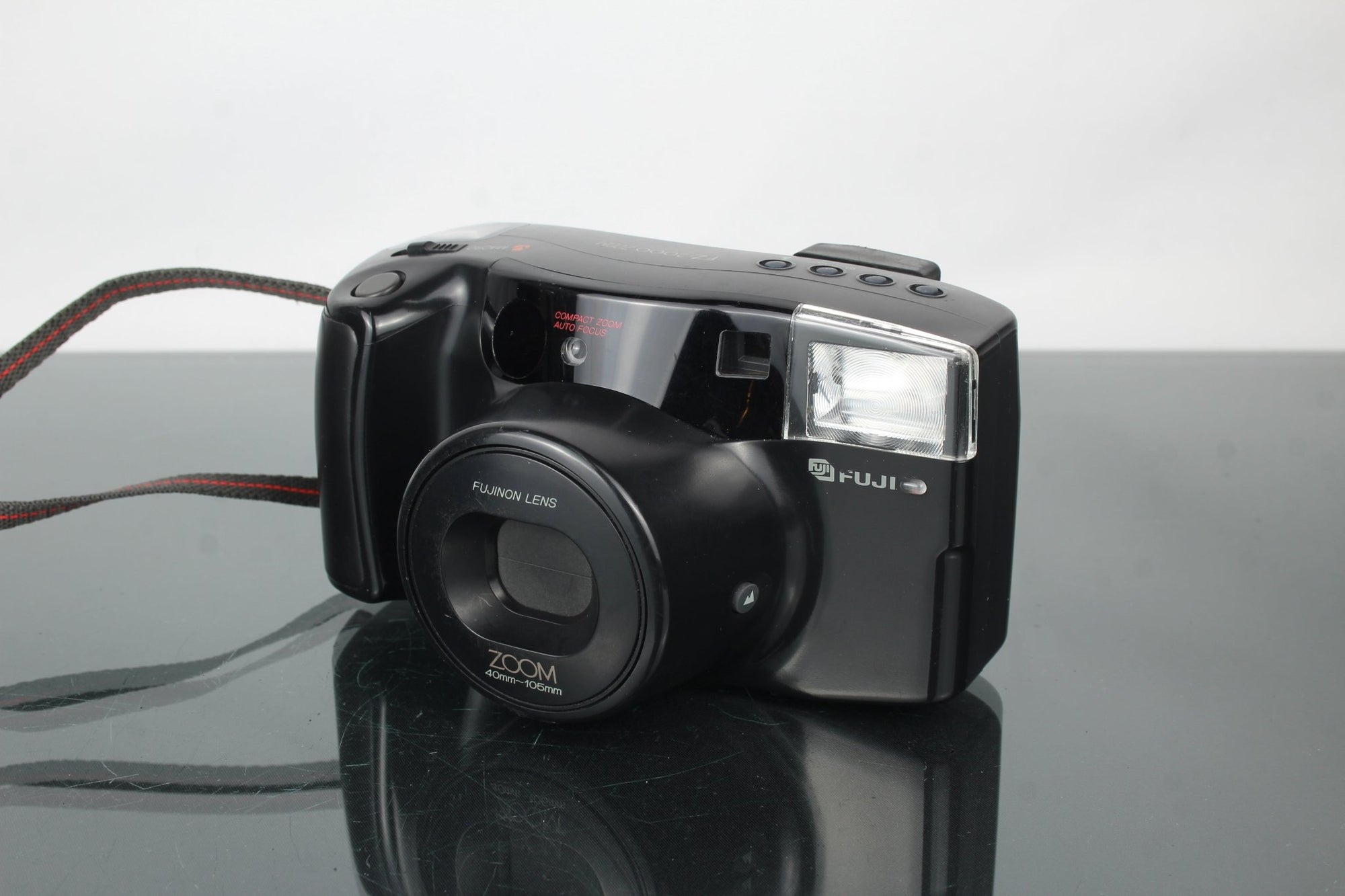 Fuji FZ - 2000 Zoom - Dutch|Thrift