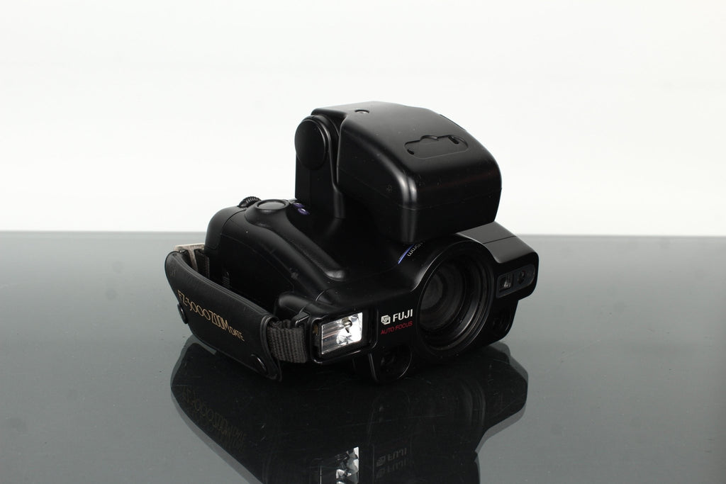 Fuji FZ - 3000ZoomDate Fuijinon Zoom 38 - 115mm - Dutch|Thrift