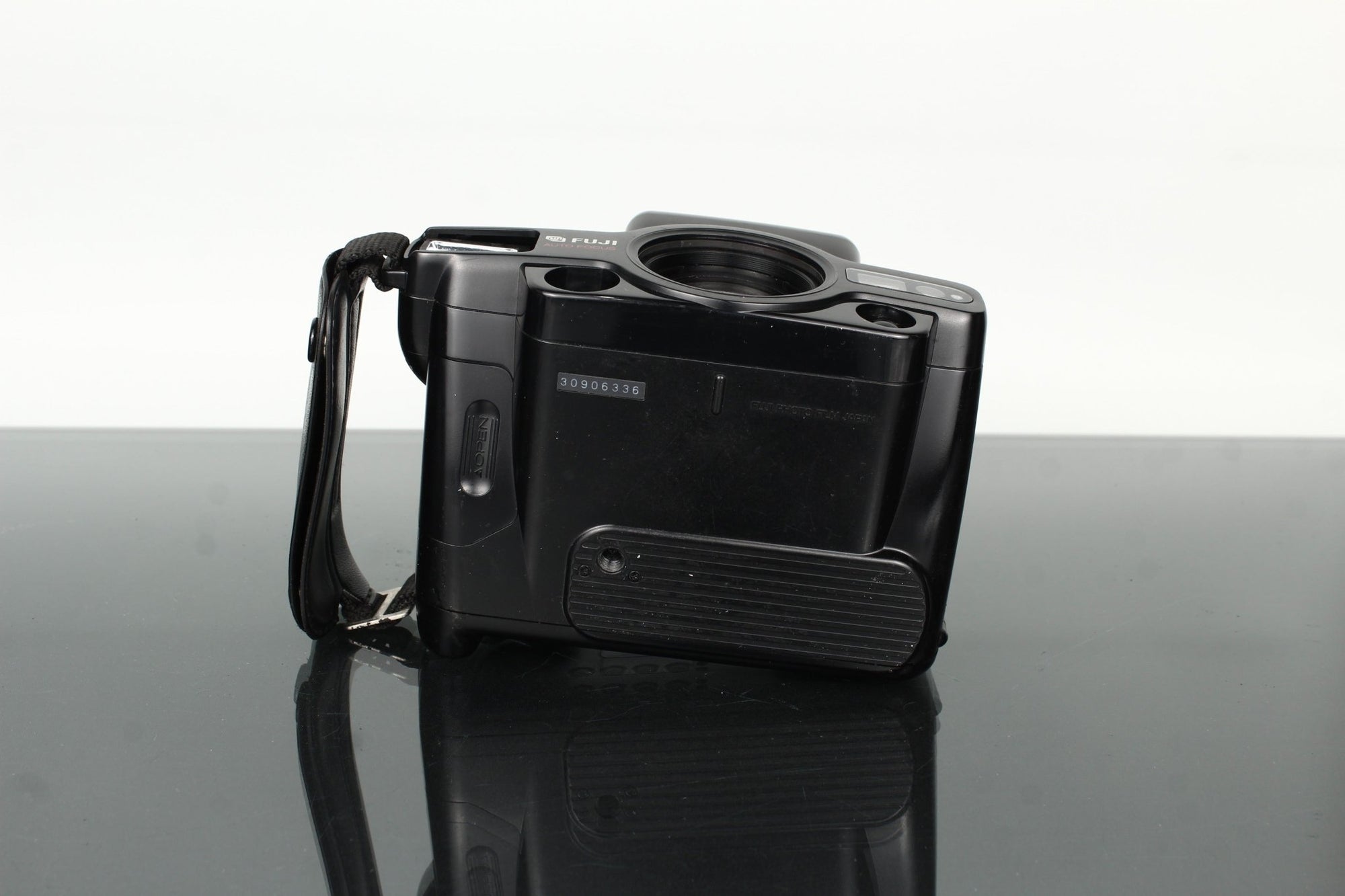 Fuji FZ - 3000ZoomDate Fuijinon Zoom 38 - 115mm - Dutch|Thrift