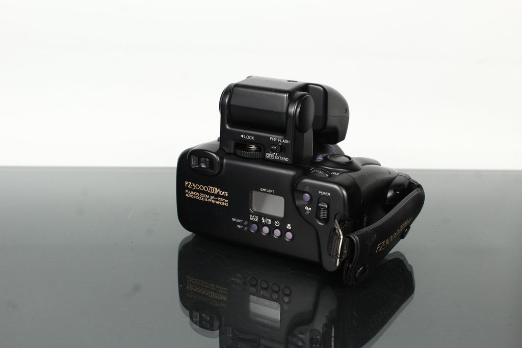 Fuji FZ - 3000ZoomDate Fuijinon Zoom 38 - 115mm - Dutch|Thrift