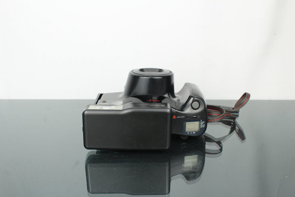 Fuji Macro + Fuji 2000 Zoom Accessory Flash 2 - Dutch|Thrift
