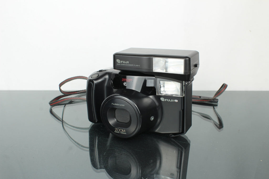 Fuji Macro + Fuji 2000 Zoom Accessory Flash 2 - Dutch|Thrift